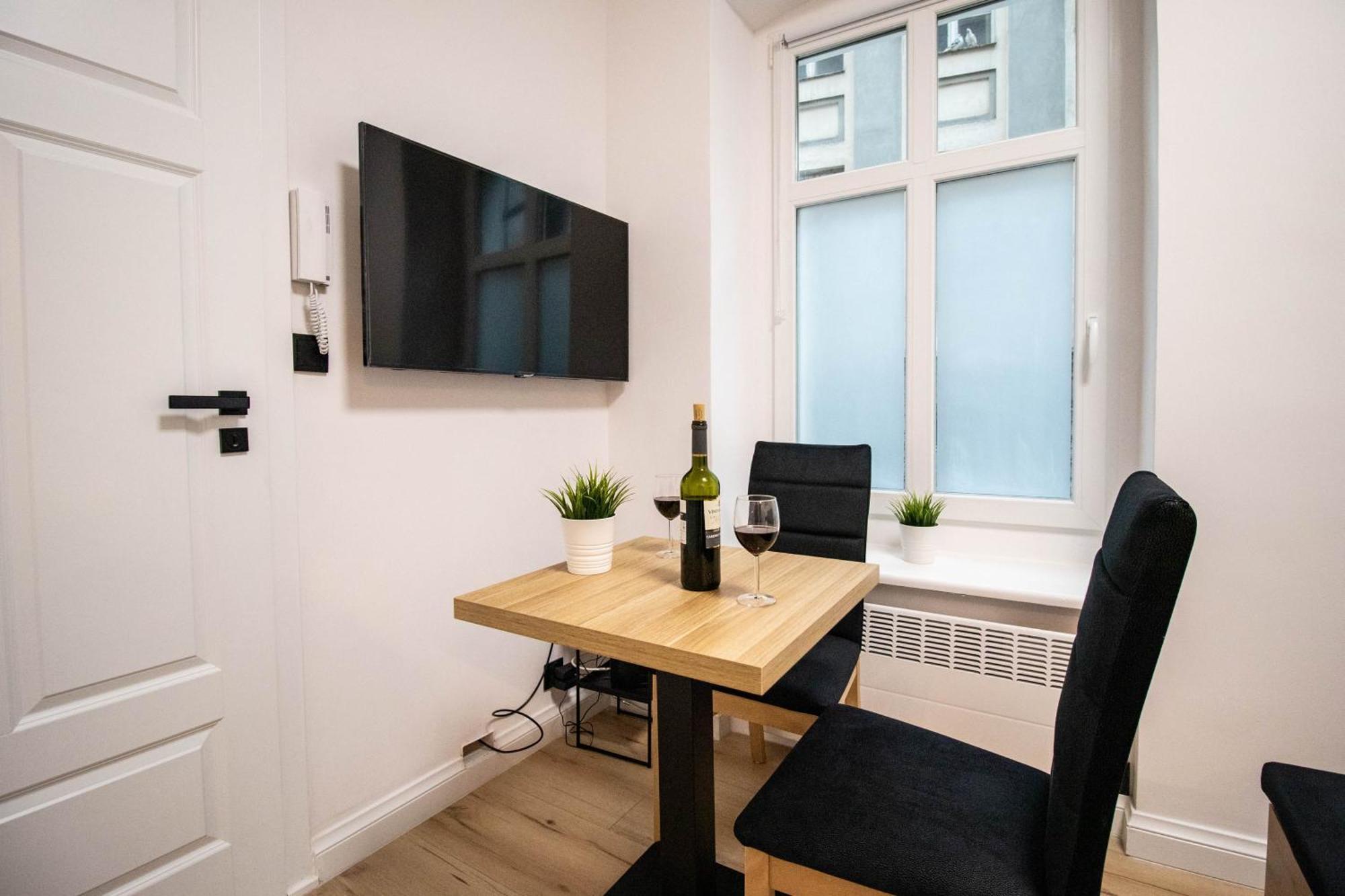 Apartment Place